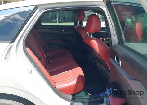 2022 Kia K5 Gt-Line из США, поврежденный, VIN 5XXG64J27NG156790